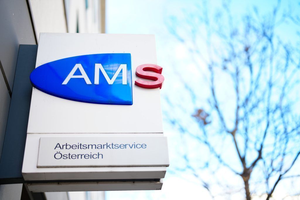 Warum eine junge Mutter 12.000 Euro zurückzahlen muss