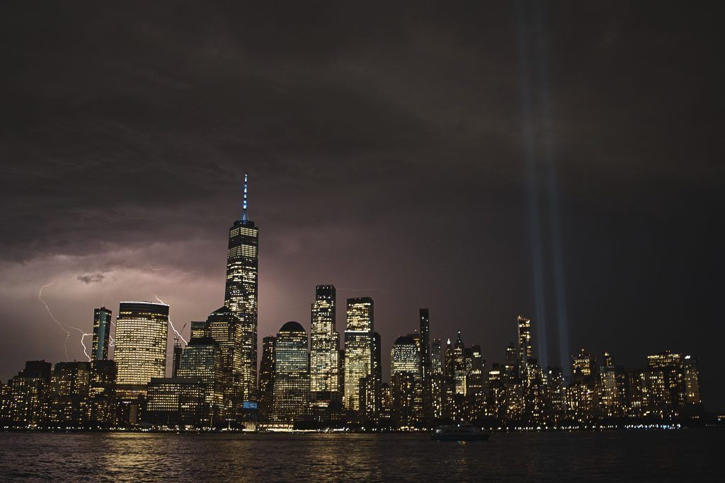 Feuerball am Himmel: Meteor leuchtet über New York