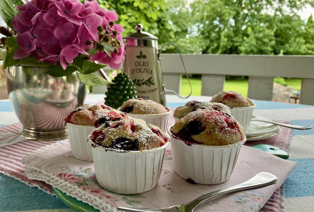 Schnelle, fruchtige Beerenmuffins