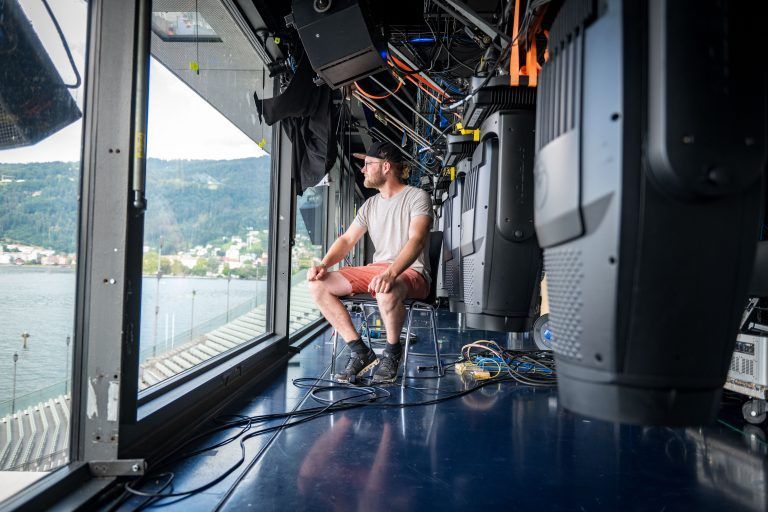 Mitwirkende der Bregenzer Festspiele. Linda Huter Company Managerin, Julia Schultheis Requisite der Freischütz, Nino Walser Projektleitung Licht