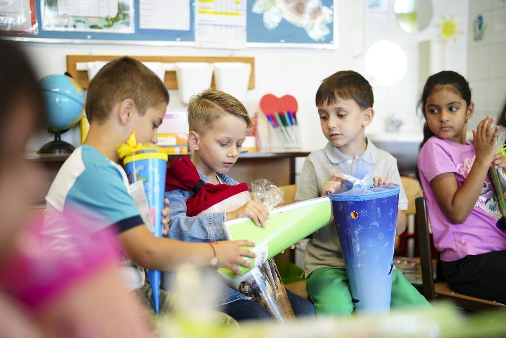 Schulstart: Familien erhalten Unterstützung