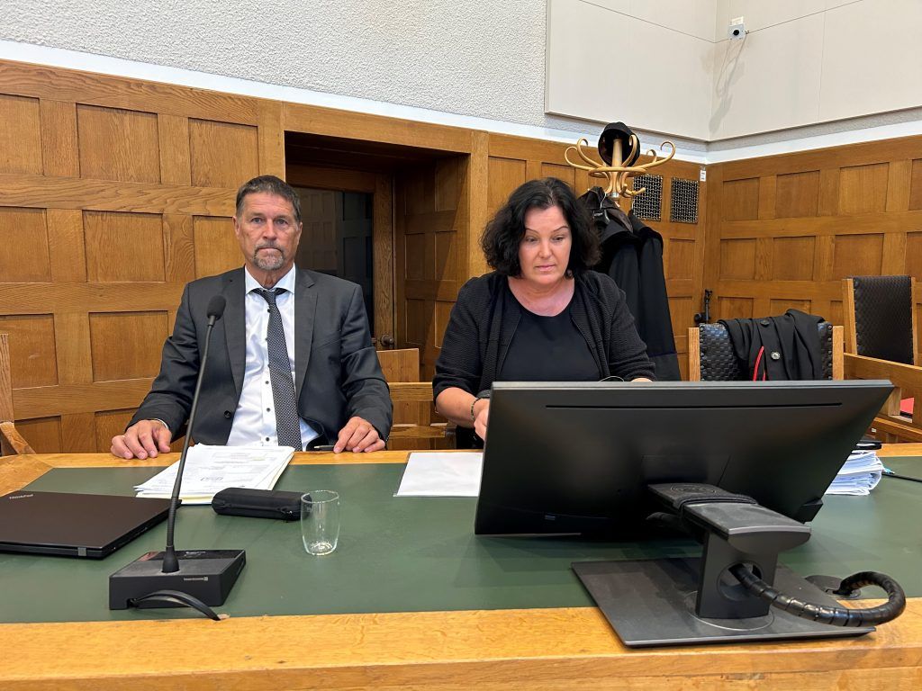 DNA-Gutachten belastet Erstangeklagten: &#8220;Spuren unter vier Fingernägeln&#8221;