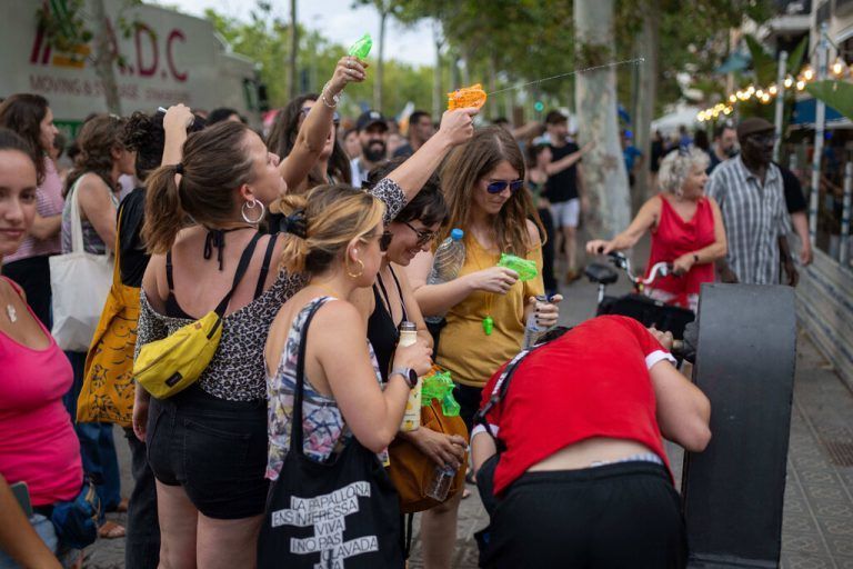 Residents Protest Against Mass Tourism - Barcelona Several people during a demonstration against mass tourism, on July 6, 2024, in Barcelona, Catalonia, Spain. Some 2,800 people, according to the City Council, have demonstrated in the center of Barcelona against mass tourism, under the slogan Enough. Let s put a limit to tourism . The demonstrators declared that there is a tourist industry that has enormous negative impacts, in labor, social and environmental terms . Photo by Lorena Sopena/Europa Press/ABACAPRESS.COM Barcelona Spain PUBLICATIONxNOTxINxFRAxUK Copyright: xEuropaxPress/ABACAx