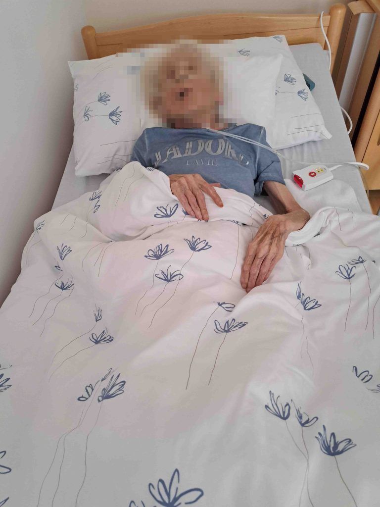 "Durch die täglichen Besuche fühlt sich Gerda im Pflegeheim wohl"