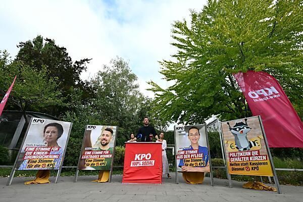 KPÖ präsentiert erste Plakate für Nationalratswahlkampf