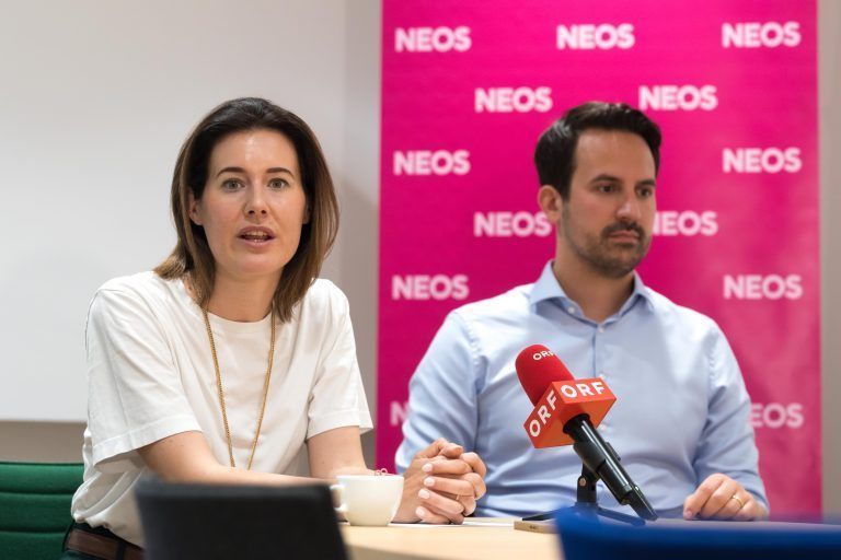 Wien als Vorbild: Neos fordern mehr Geld für Brennpunktschulen