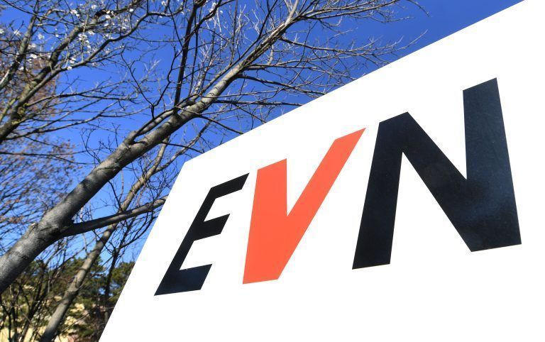 ABD0038_20200305 – MARIA ENZERSDORF –
STERREICH: ++ THEMENBILD ++ ZU APA0471 VOM 4.3.2020 – Illustration zum Thema Niedersterreichs Energieversorger EVN. Im Bild: Das Logo der EVN aufgenommen am Donnerstag, 5. Mrz 2020, in Maria Enzersdorf. – FOTO: APA/HELMUT FOHRINGER
