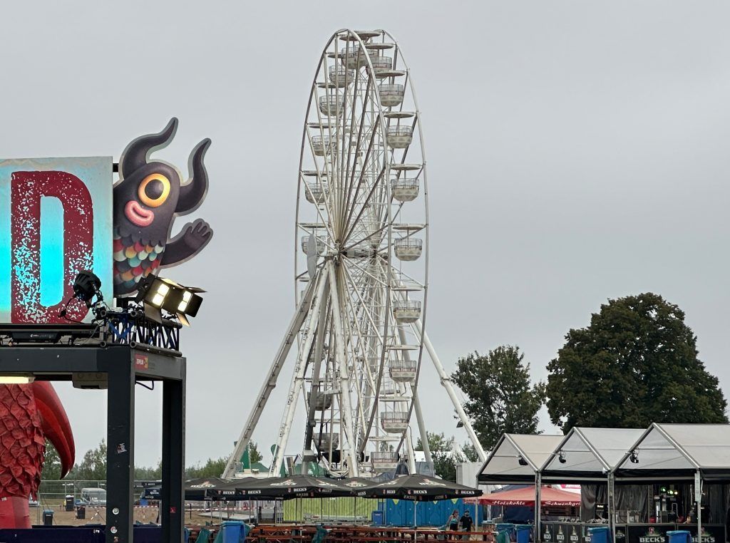 65 Verletzte bei Brand auf Riesenrad in Leipzig
