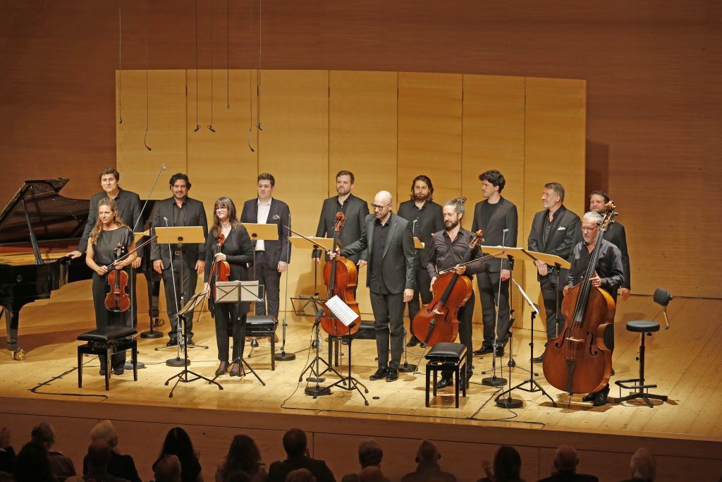 Acht Meistersänger verzaubern mit Ensemblekunst
