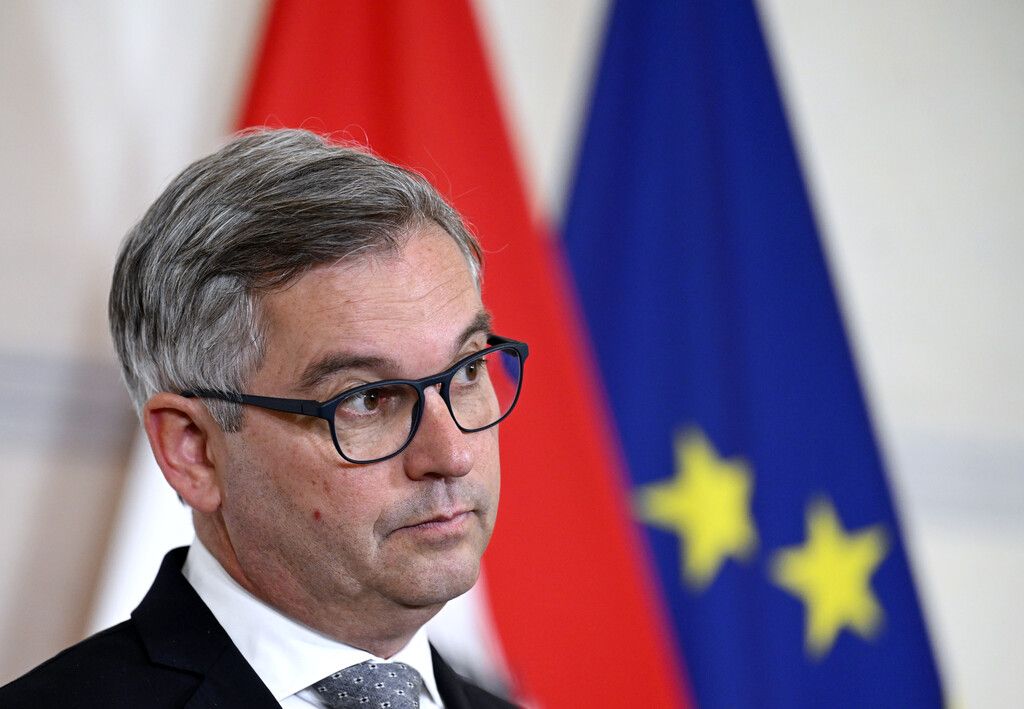 Brunner wird zum EU-Kommissar gewählt