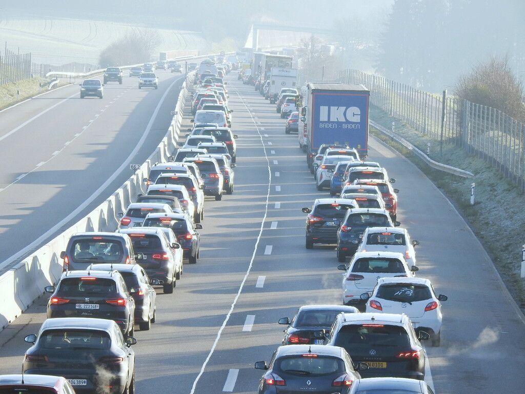 Dutzende Geisterfahrer fuhren durch Rettungsgasse