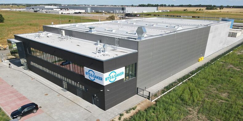 Loacker nimmt Recycling-Werk für E-Auto-Batterien in Polen in Betrieb