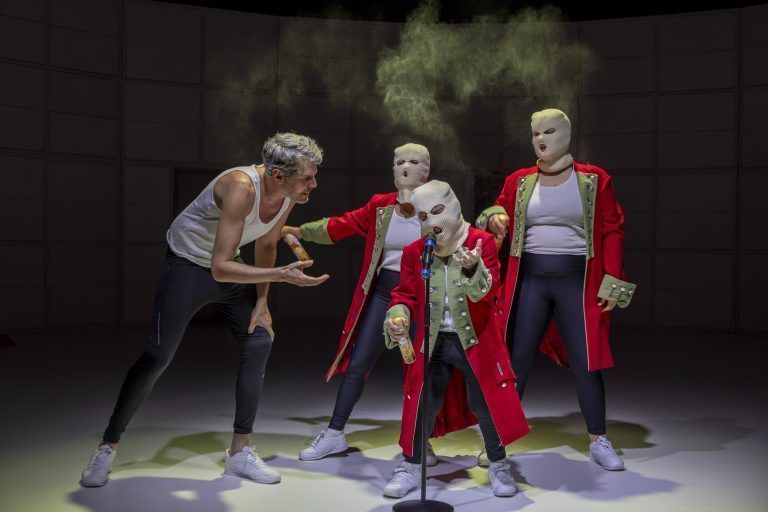 theater kosmos Fotoprobe Mondmilch trinken