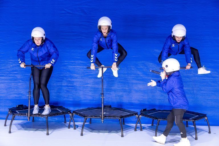 theater kosmos Fotoprobe Mondmilch trinken