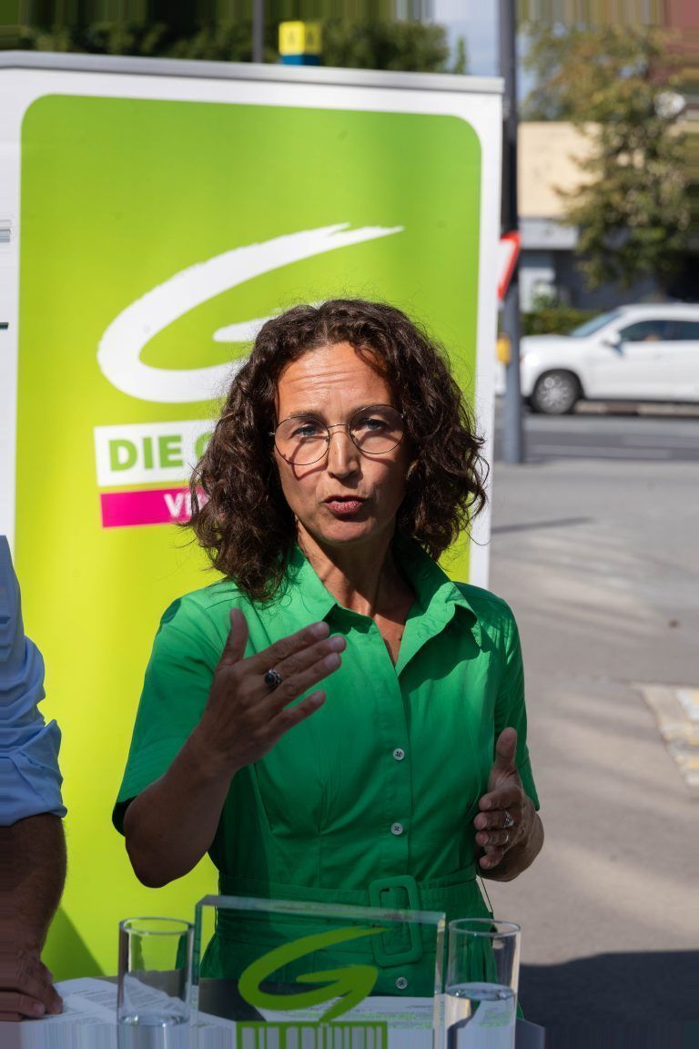 Daniel Zadra, Eva Hammerer