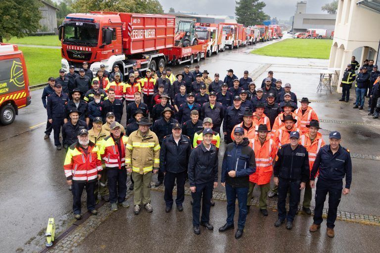 66 Vorarlberger Helden sind auf dem Weg nach Niederösterreich, um den Flutopfern zu helfen