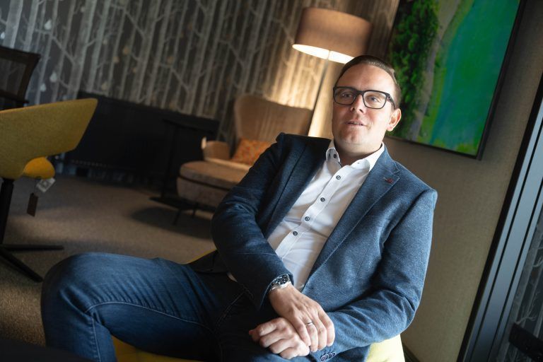 "Ich lege für Kleber meine Hand ins Feuer"