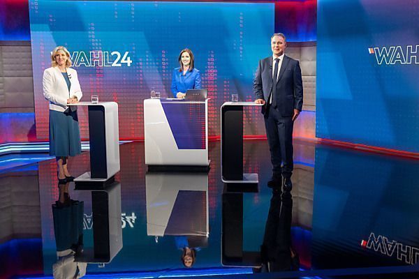 Nehammer und Kickl warfen sich in Duell Radikalisierung vor