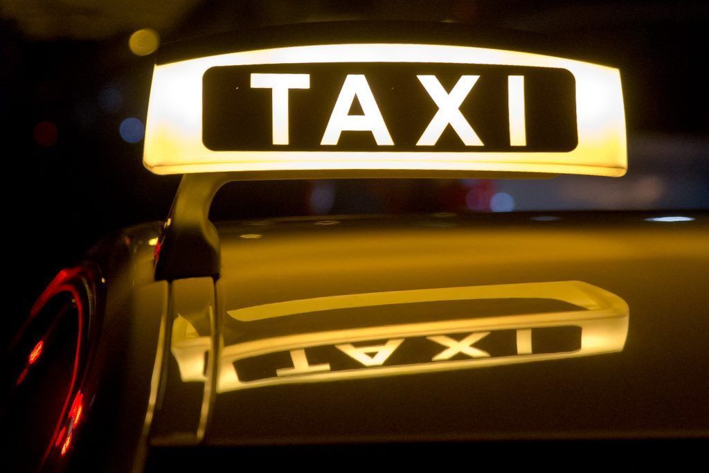 Macheten-Attacke im Taxi: 29-Jähriger vor Gericht