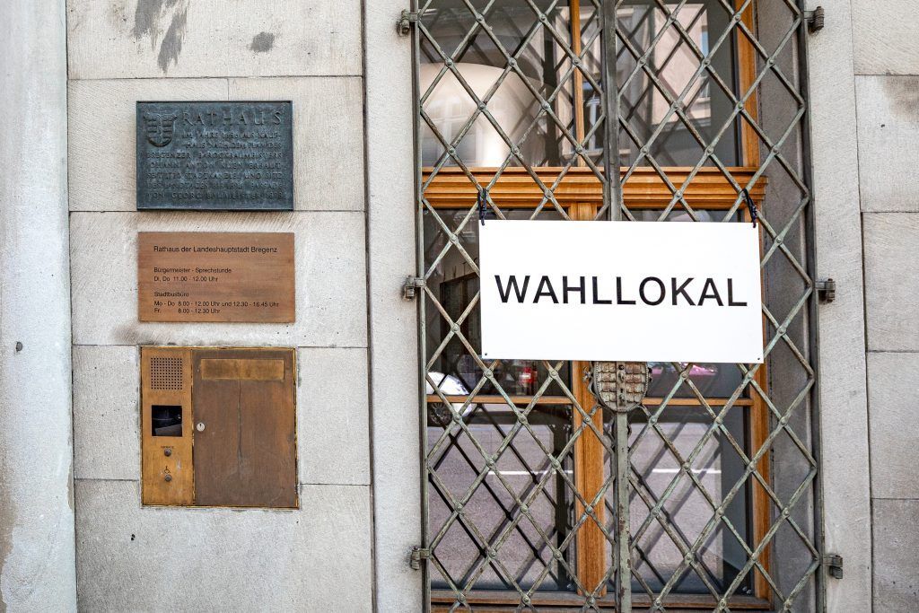 Wahllokale im Land bereits geschlossen