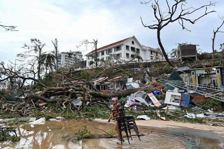 VIETNAM-CHINA-WEATHER-STORM-CLIMATE
