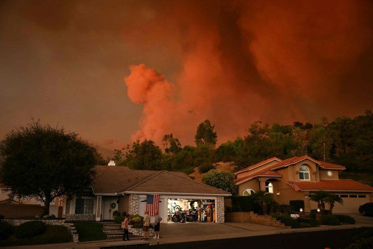 TOPSHOT-US-CLIMATE-WEATHER-FIRE