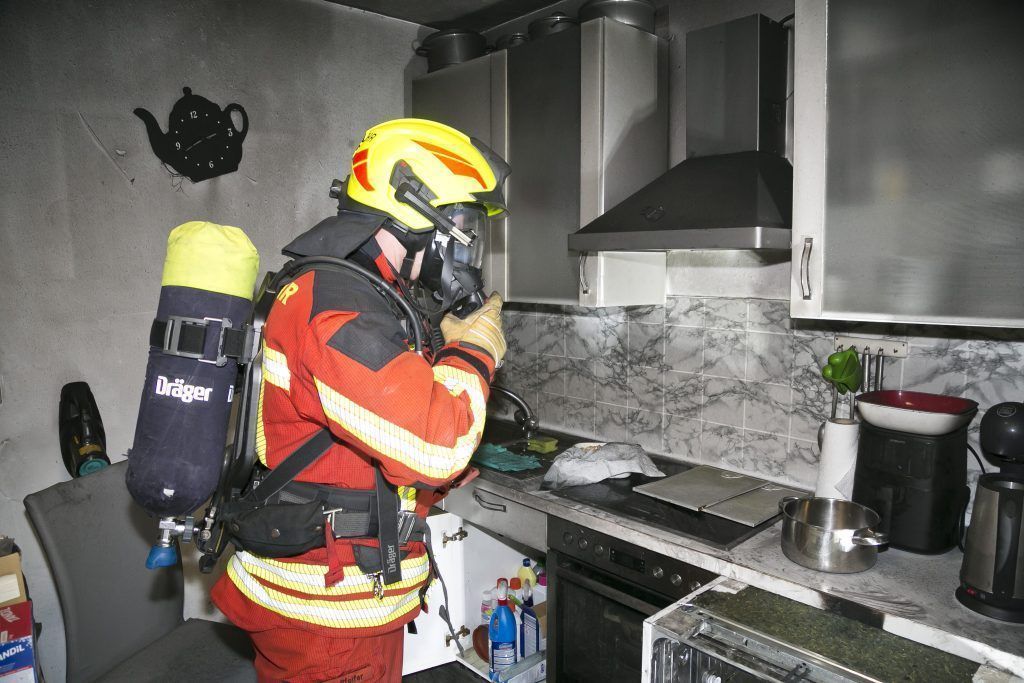 Brand in Wohnung: Vierköpfige Familie in Spital gebracht