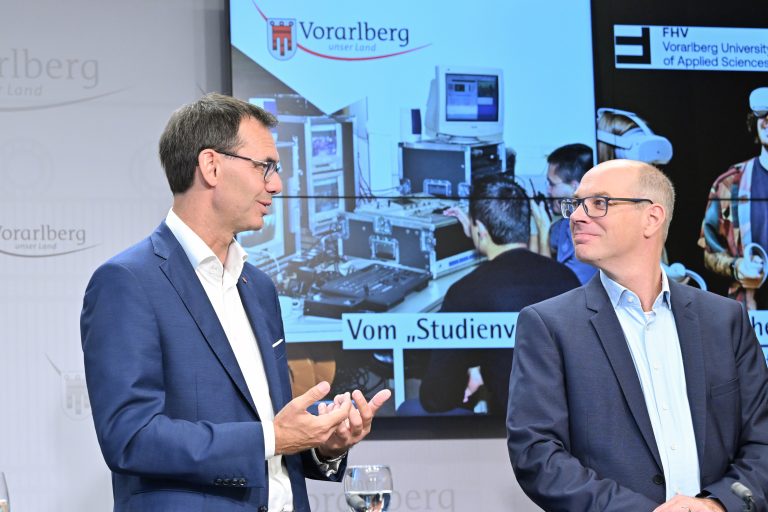 FHV 30 Jahre 12716