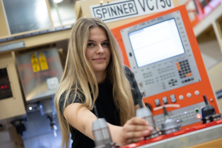 „Im Jahr 2024 sollte es normal sein, dass in jeder Firma Frauen arbeiten"