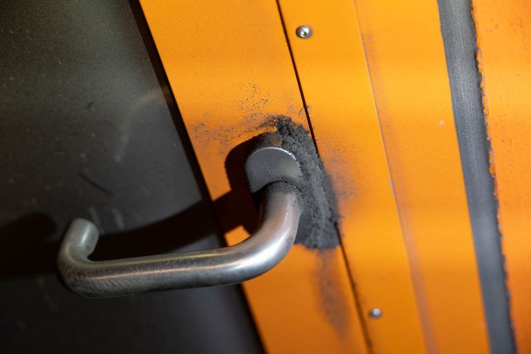 Zwischen Tunnelbürste und Notfallnische: Hinter den Kulissen im Achraintunnel