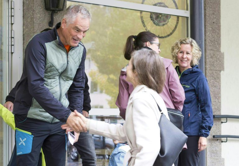 ABD0055_20241013 – BLUDENZ –
STERREICH: SP
-Spitzenkandidat Mario Leiter, anlsslich der Stimmabgabe, im Rahmen der Vorarlberger Landtagswahl 2024, aufgenommen am Sonntag, 13. Oktober 2024 in Bludenz. – FOTO: APA/DIETMAR MATHIS
