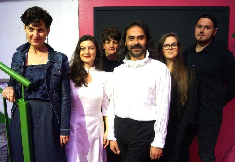 Hirschelds go to Izmir