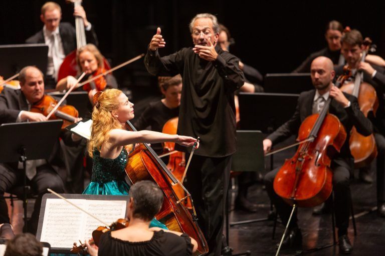 Bregenz am 20 2024 SOV Symphonieorchester Vorarlberg, Konzert 2,Gustav Mahler, Arnold Schoenberg Dirigent Gerard Korsten, Violocello Harriet Krijch