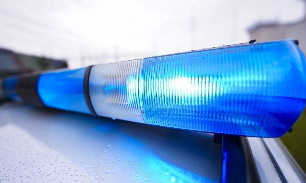 Dreifache Mutter stürzt aus Fenster: Ehemann verhaftet