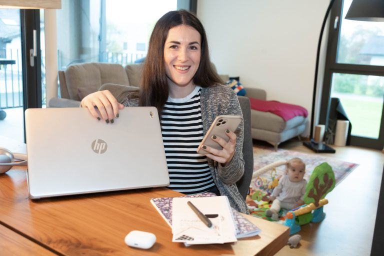 Tatjana Kumertz macht Social-Media-Betreuung für Firmen