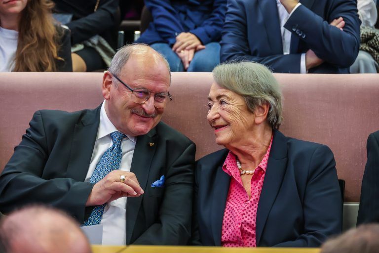 Konstituierende Sitzung des Landtages, Fotos der ersten Landtagssitzung in der neuen Legislaturperiode