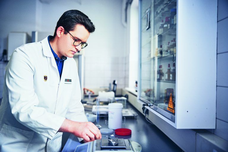 100 Jahre Braun Apotheke