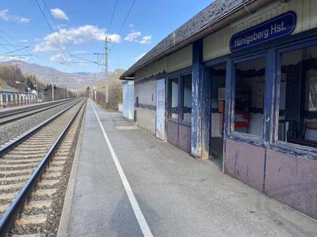 Wieso in Österreich zuletzt hunderte Bahnhöfe geschlossen wurden