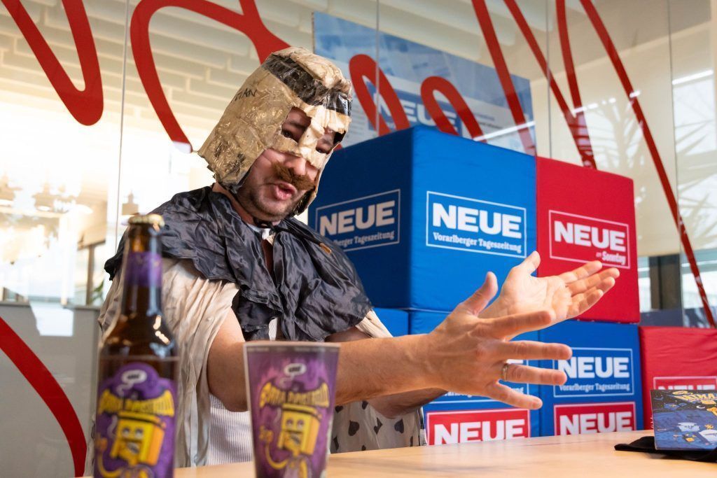 Maskierte Punkrocker für alle Generationen