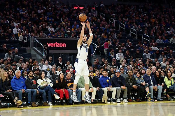 48 Dreipunkter &#8211; Mavericks und Warriors mit NBA-Rekord