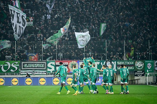 Rapid besiegt Kopenhagen nach Burgstaller-Schock mit 3:0