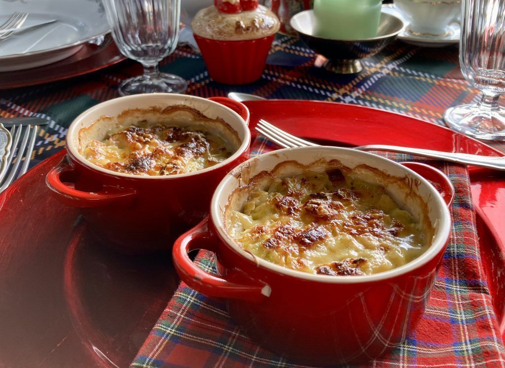 Goldbraunes Festtags-Lauchgratin
