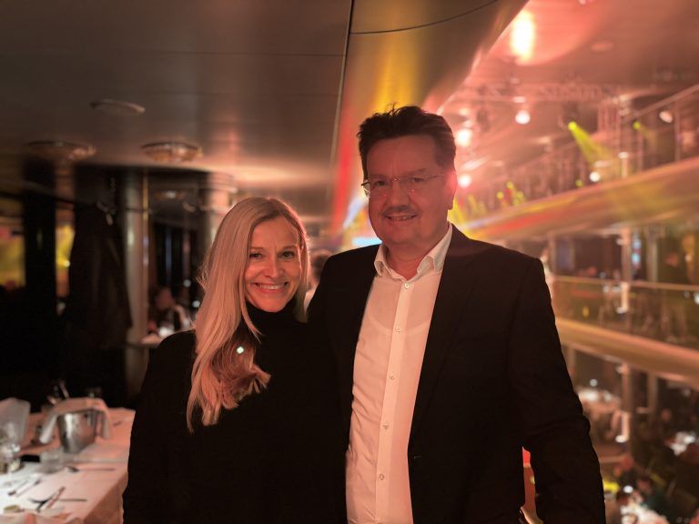 Königin on Tour