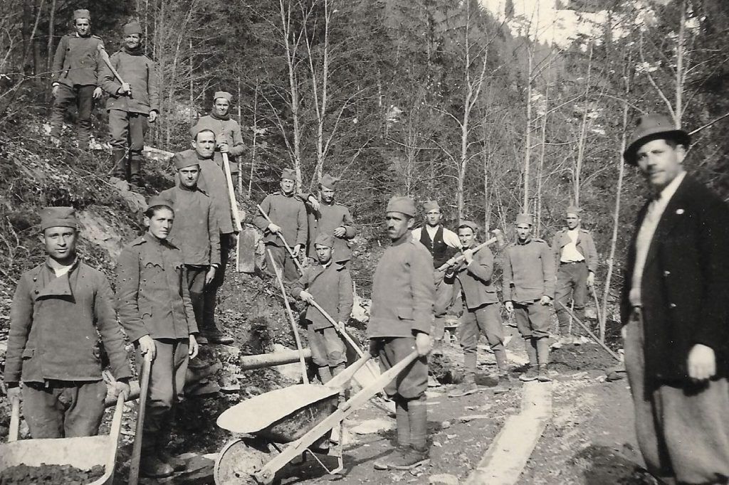 Was Adolf ­Hitler mit einigen ­Berggemeinden in Vorarlberg plante