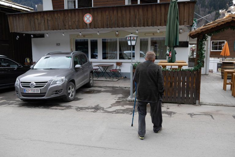 Alkotest verweigert, Führerscheinentzug und am Schluss 1600 Euro retour von der BH