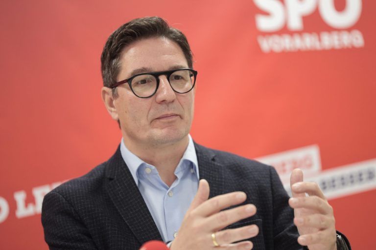 Keine Erweiterung der Kontrollrechte im Landtag: Opposition tobt