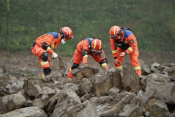 Nach Erdrutsch in China 28 Menschen vermisst