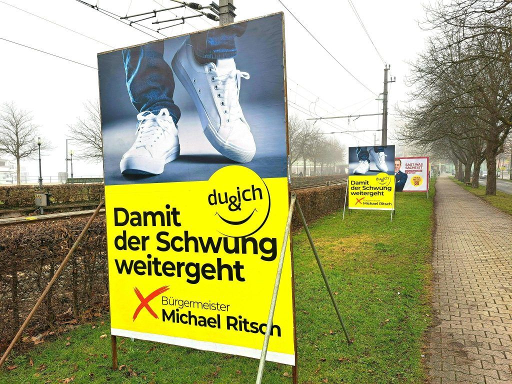 Wahlplakate zwischen Ästhetik und Aussagekraft: Ein Design-Check