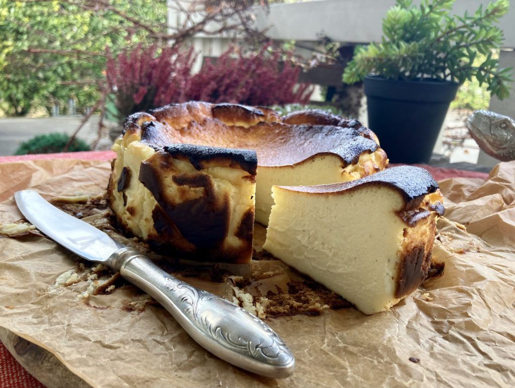 Karamellisierter Basque Cheesecake