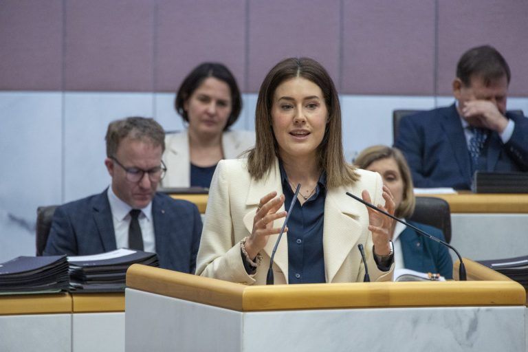Keine Erweiterung der Kontrollrechte im Landtag: Opposition tobt